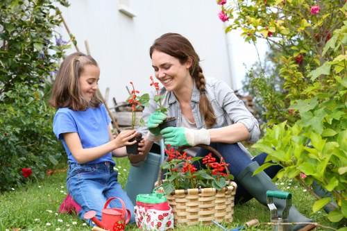 Accepted payment methods list for Gardening Services Yeading